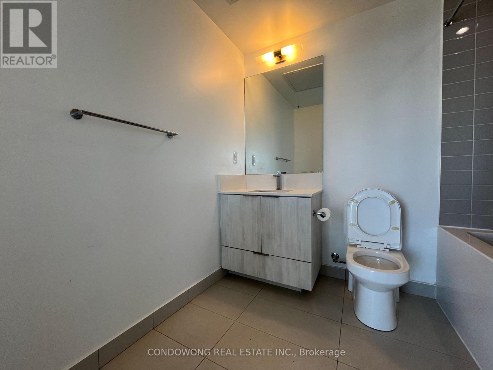 #3905 181 DUNDAS STREET E - Image 9