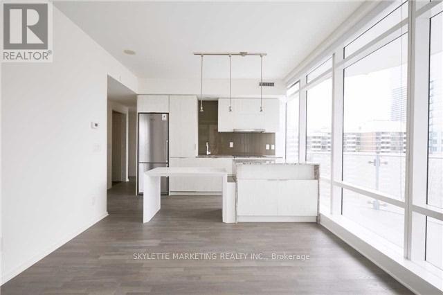 Photo of 1 Bloor Street