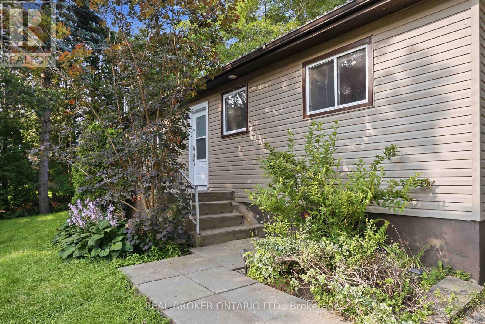 3032 HANCOCK ROAD - 40
