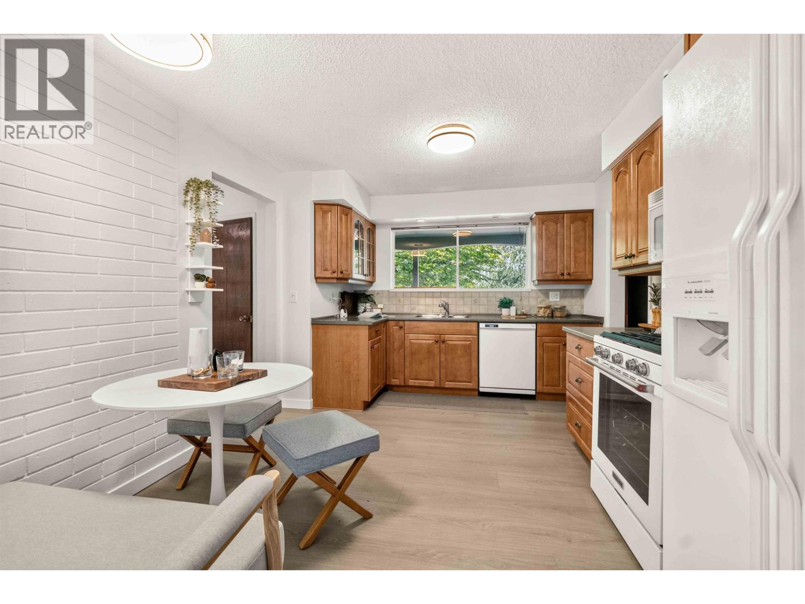 4 Bed, 3 Bath House for Sale in Coquitlam – 1168 CHARLAND AVENUE, Coquitlam – MLS# R3152514 - Image 23