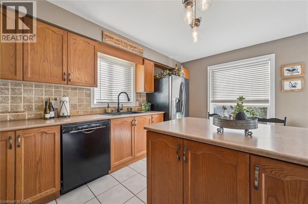 7 HEARTHBRIDGE Street - Image 16