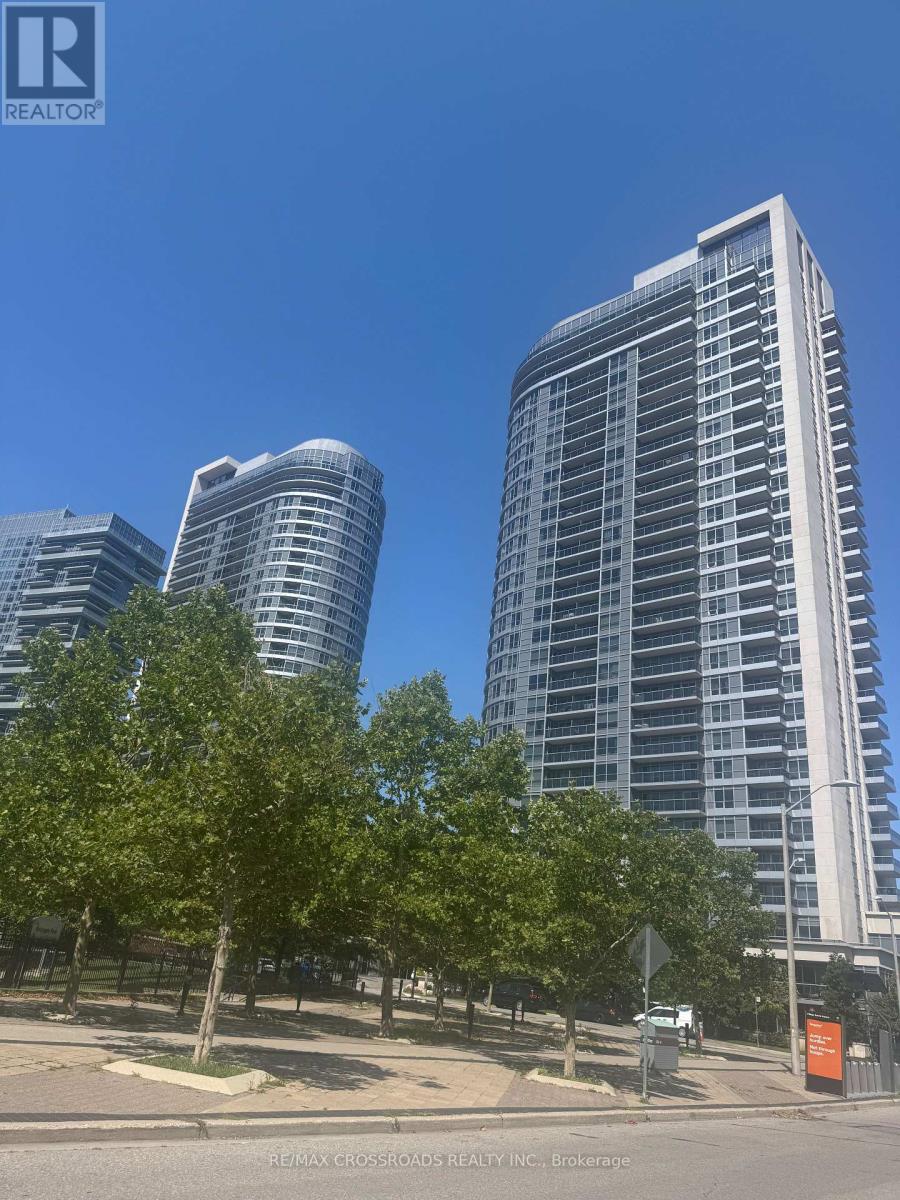 Photo of 151 Village Green Square