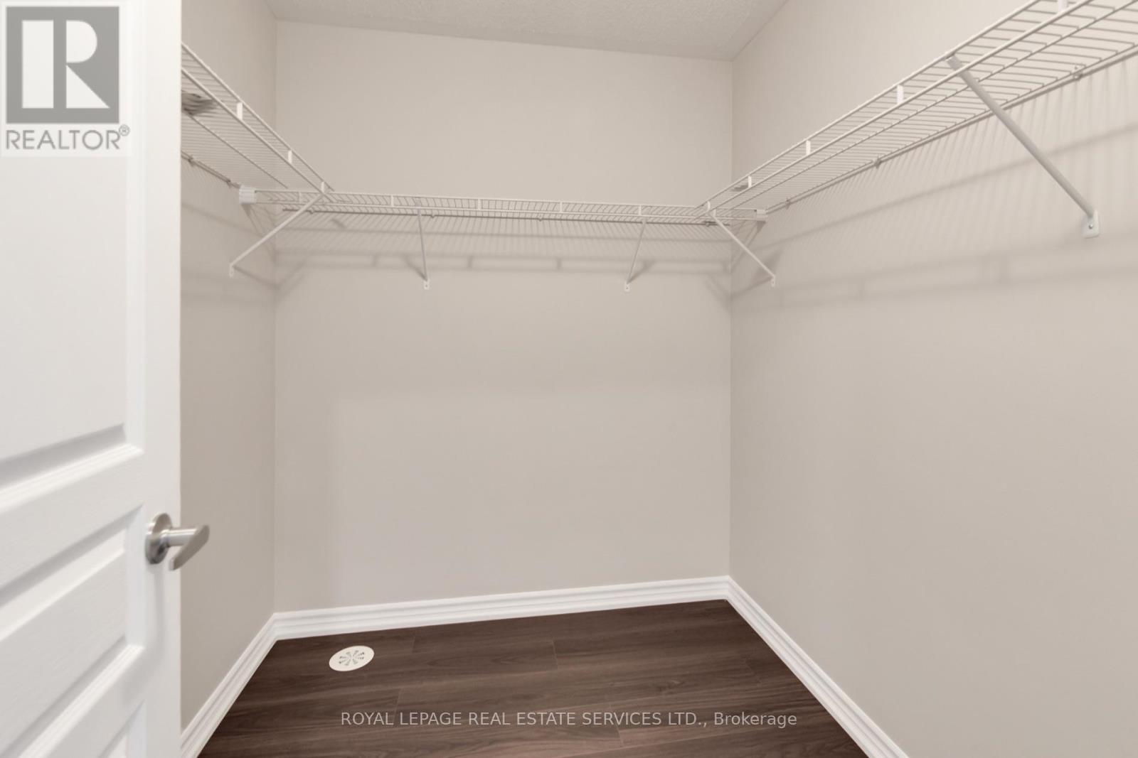 #47 636 EVANS AVENUE - 20