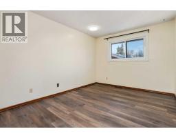 36 Grandview Crescent, Camrose, AB T4V2K6 Photo 13