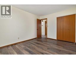36 Grandview Crescent, Camrose, AB T4V2K6 Photo 14