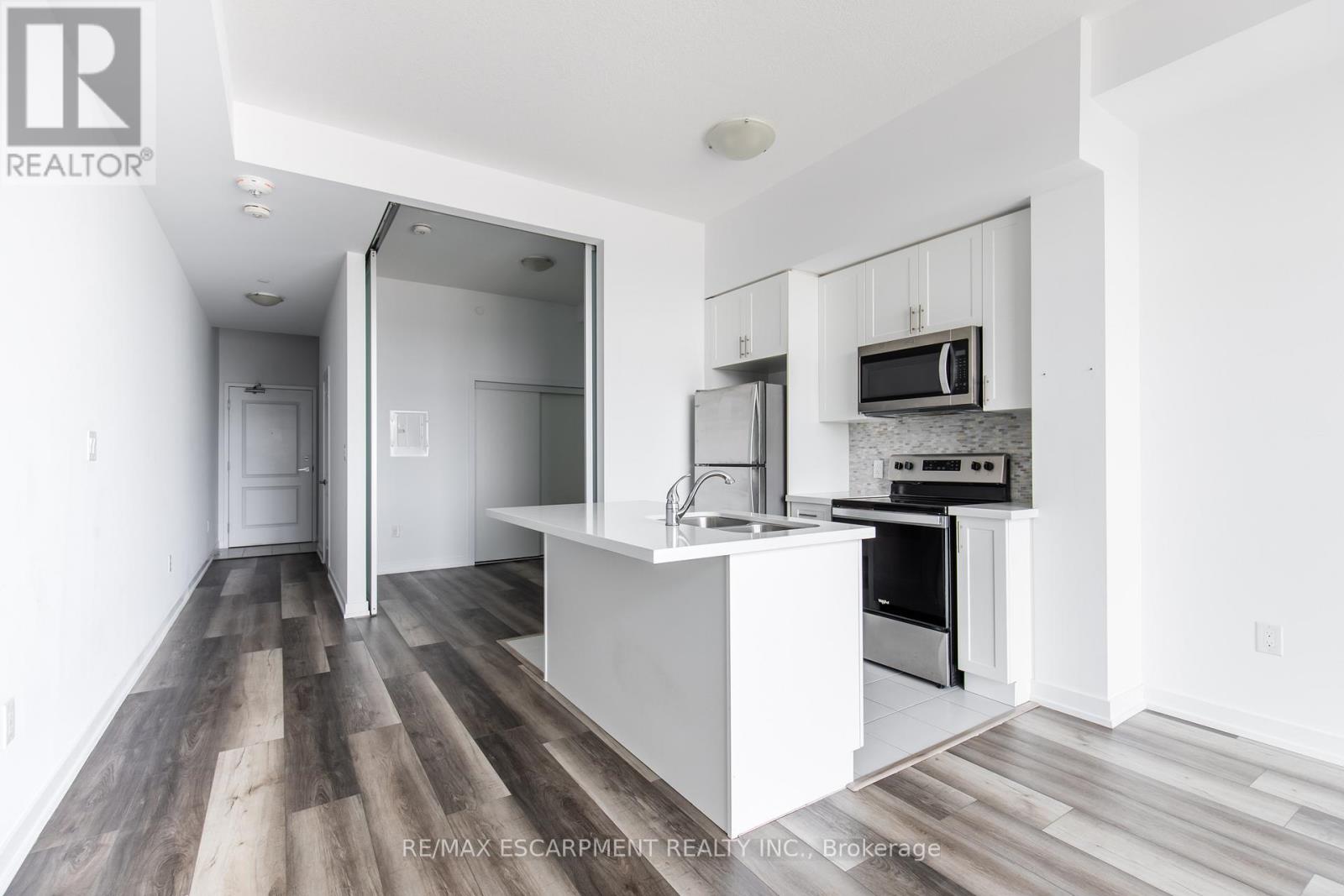 #416 450 DUNDAS STREET E - 11