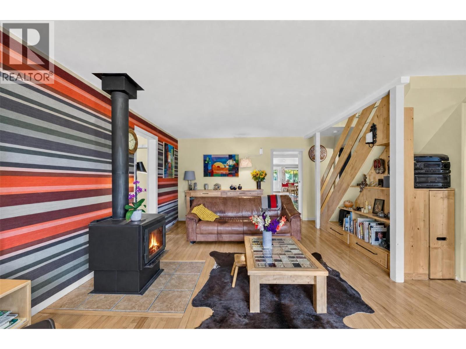 4360 30 Street NE - 23