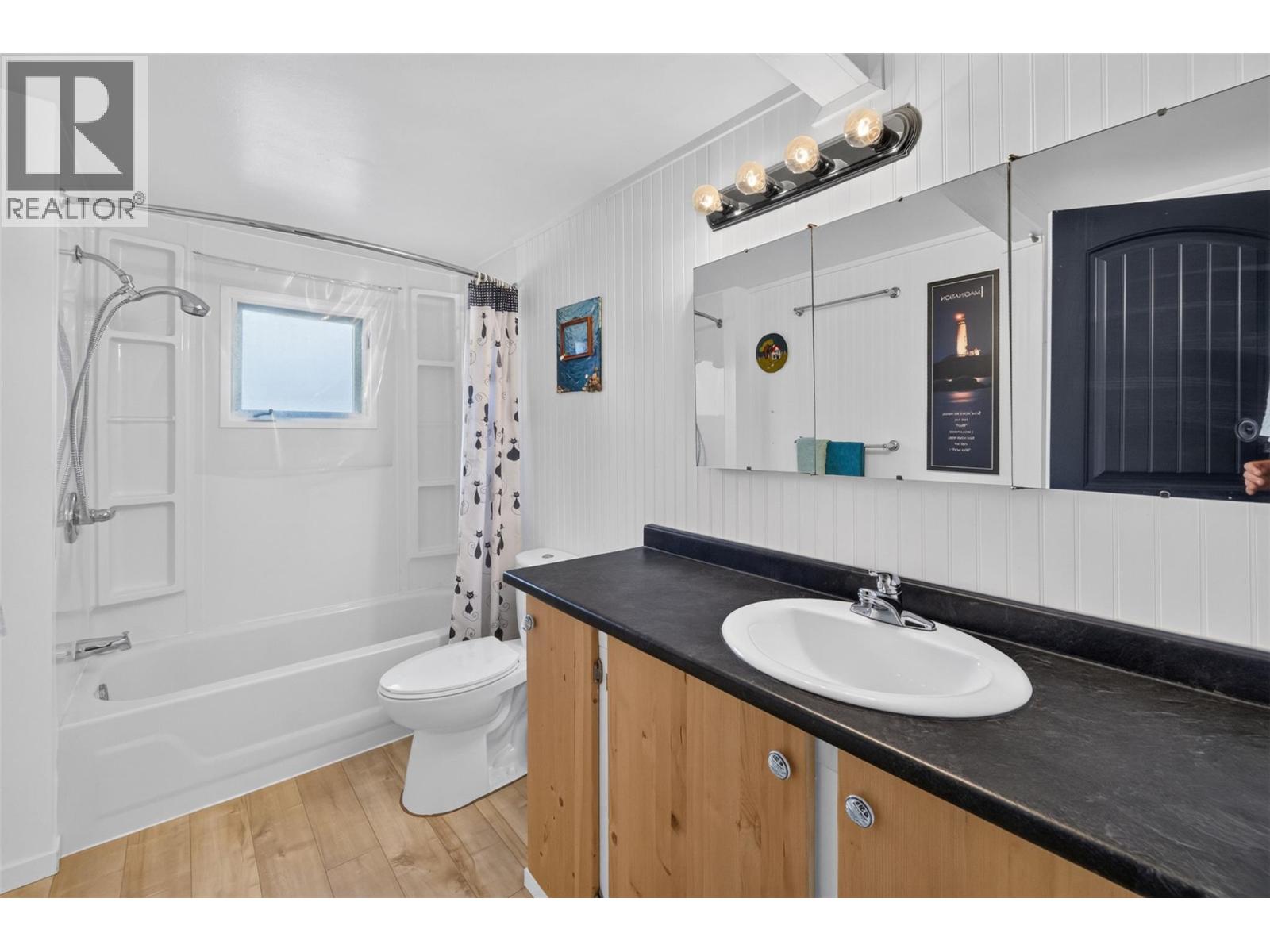 4360 30 Street NE - 35