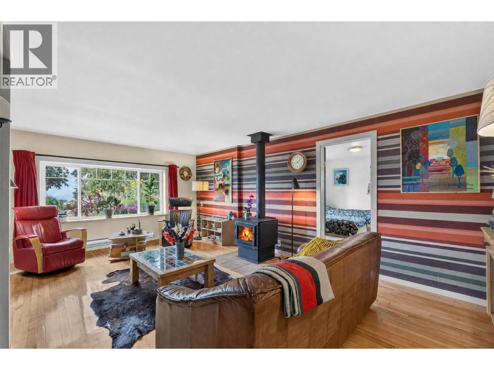 4360 30 Street NE - Image 22