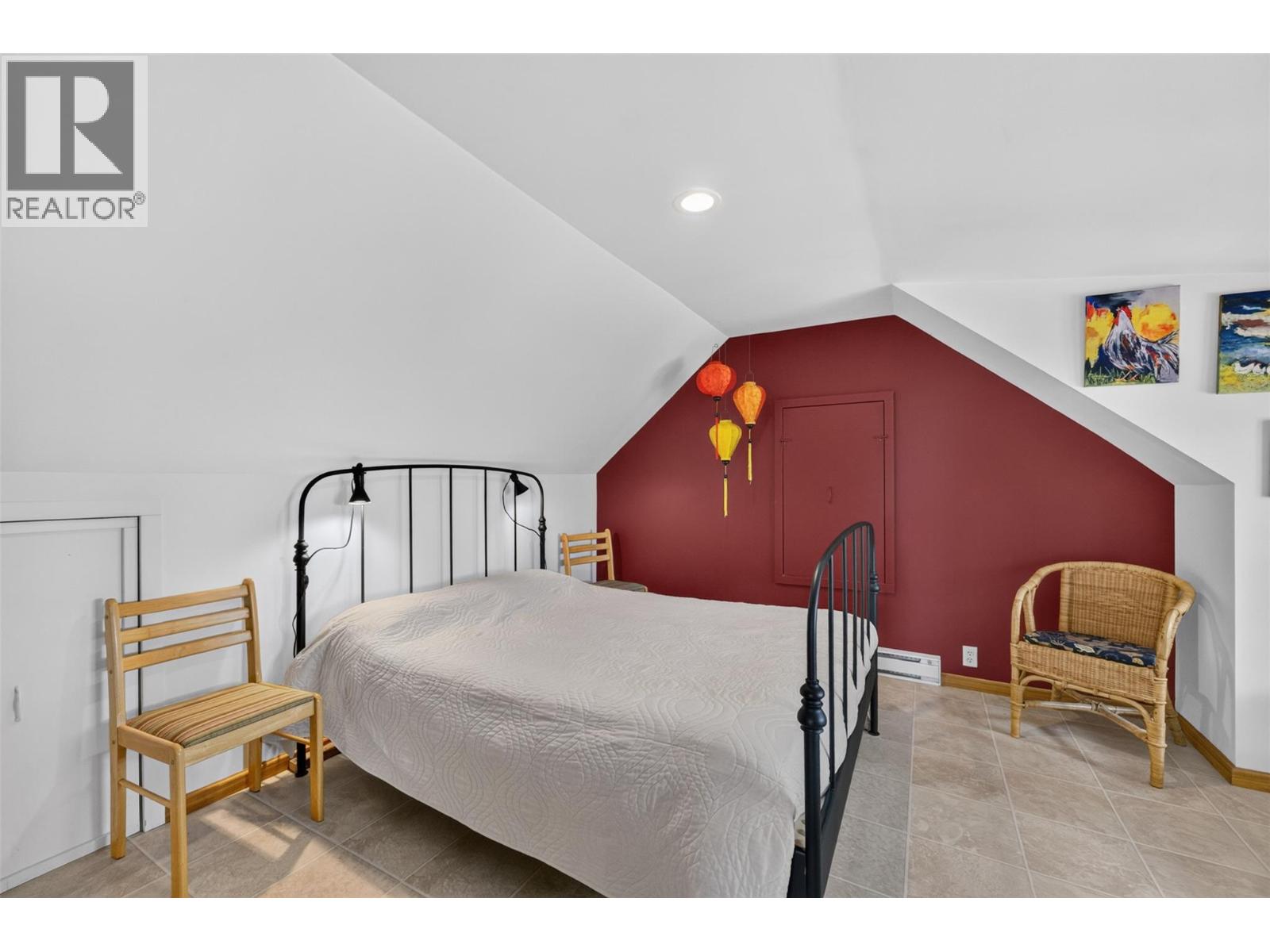 4360 30 Street NE - 39