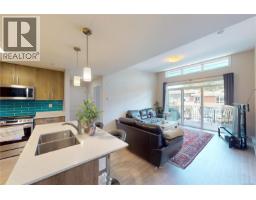 Living room - 411 110 Presley Pl, View Royal, BC V9B0H5 Photo 6