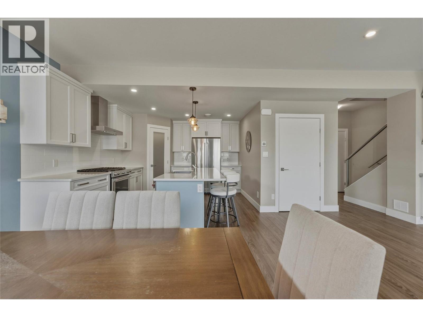 #2 1804 46 Avenue - 2