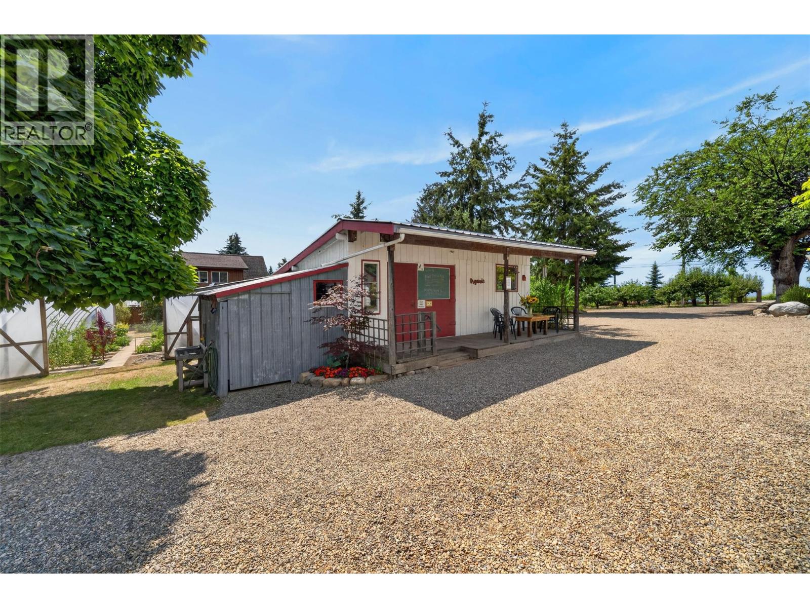 4360 30 Street NE - Image 56