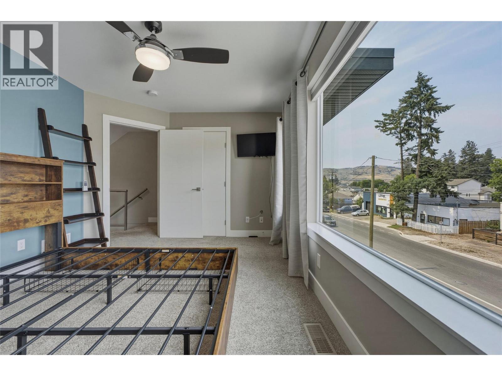 #2 1804 46 Avenue - Image 19