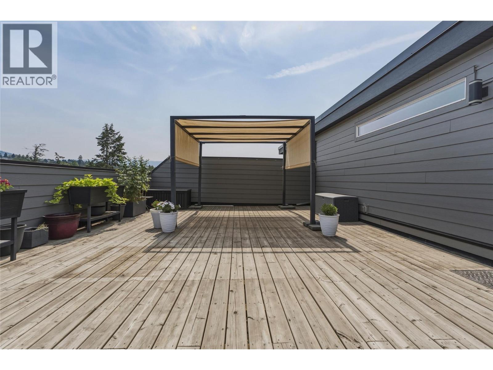 #2 1804 46 Avenue - Image 33