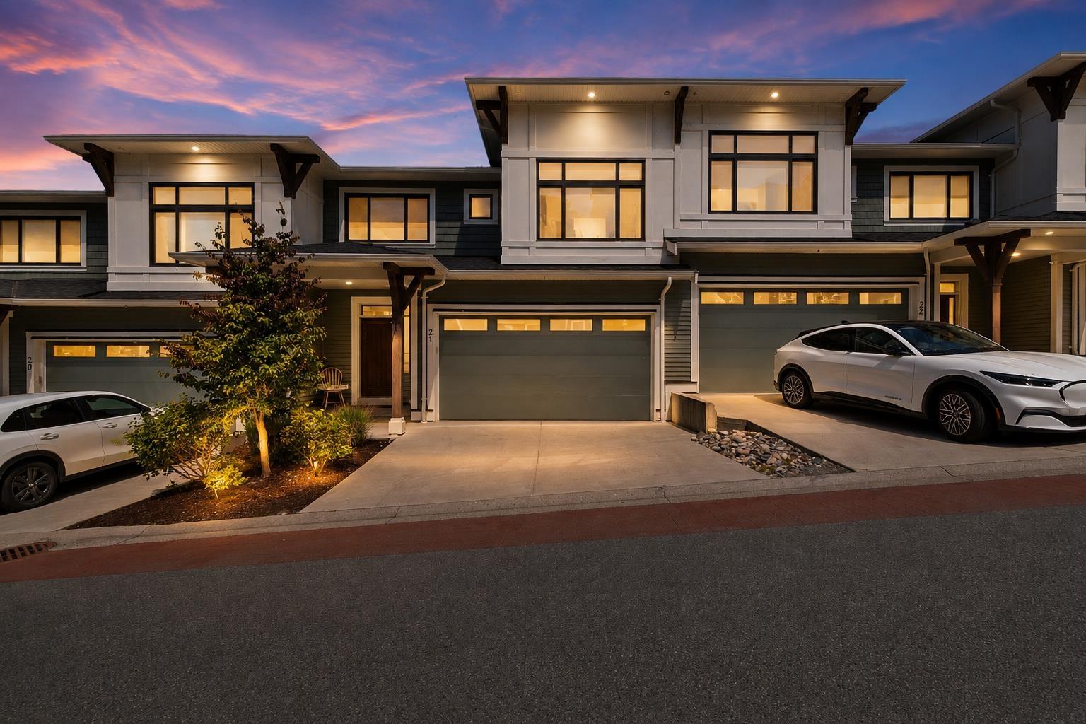 21 43575 CHILLIWACK MOUNTAIN ROAD, Chilliwack Mountain, Chilliwack