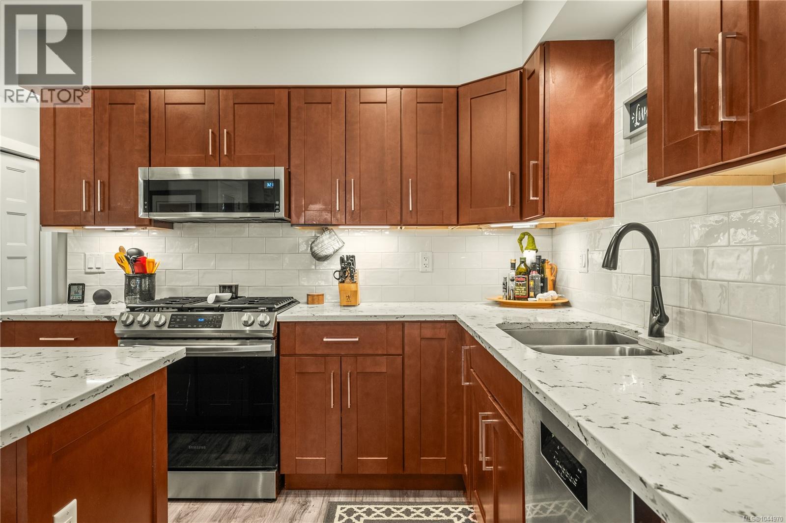 #107 2899 River Rd - 44