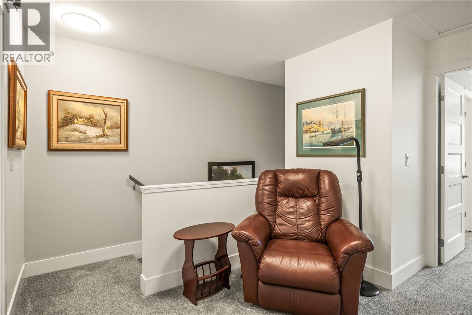 #107 2899 River Rd - 22