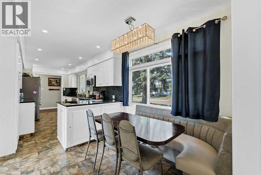 303 10 Street SW - Image 14
