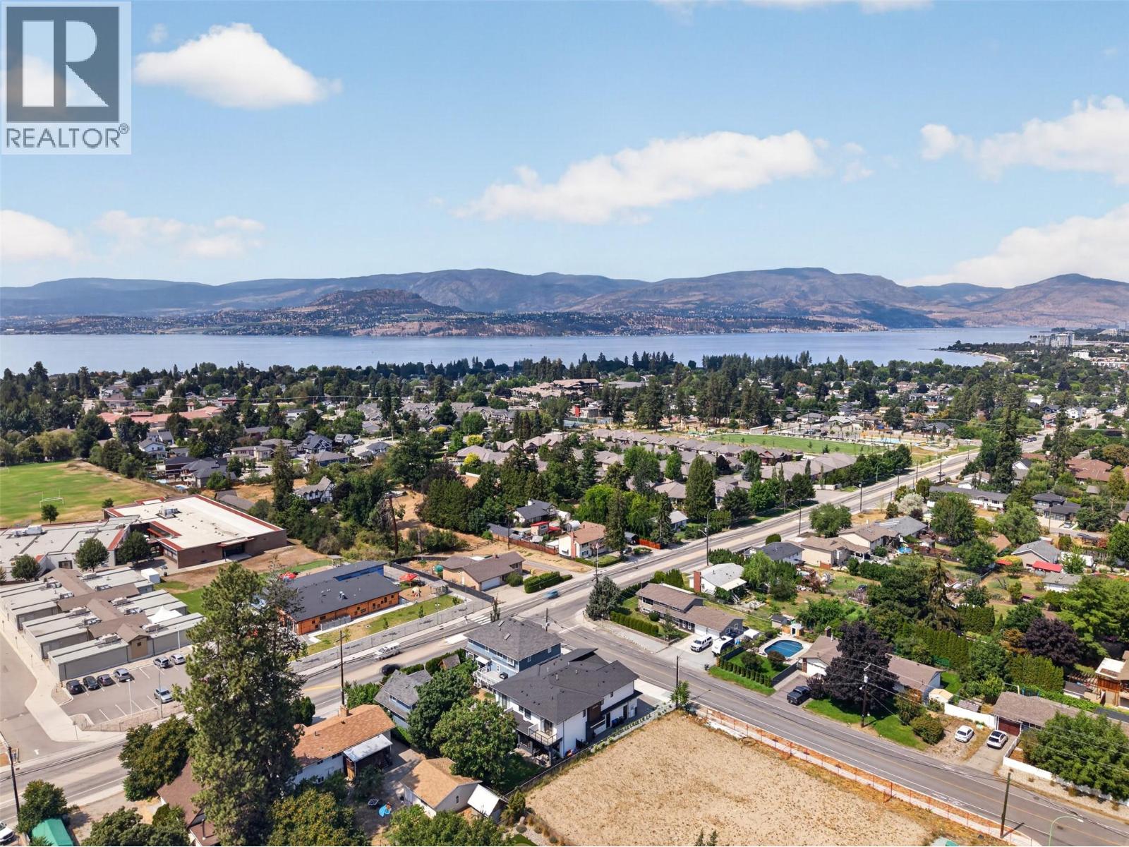 707 Raymer Road - 38
