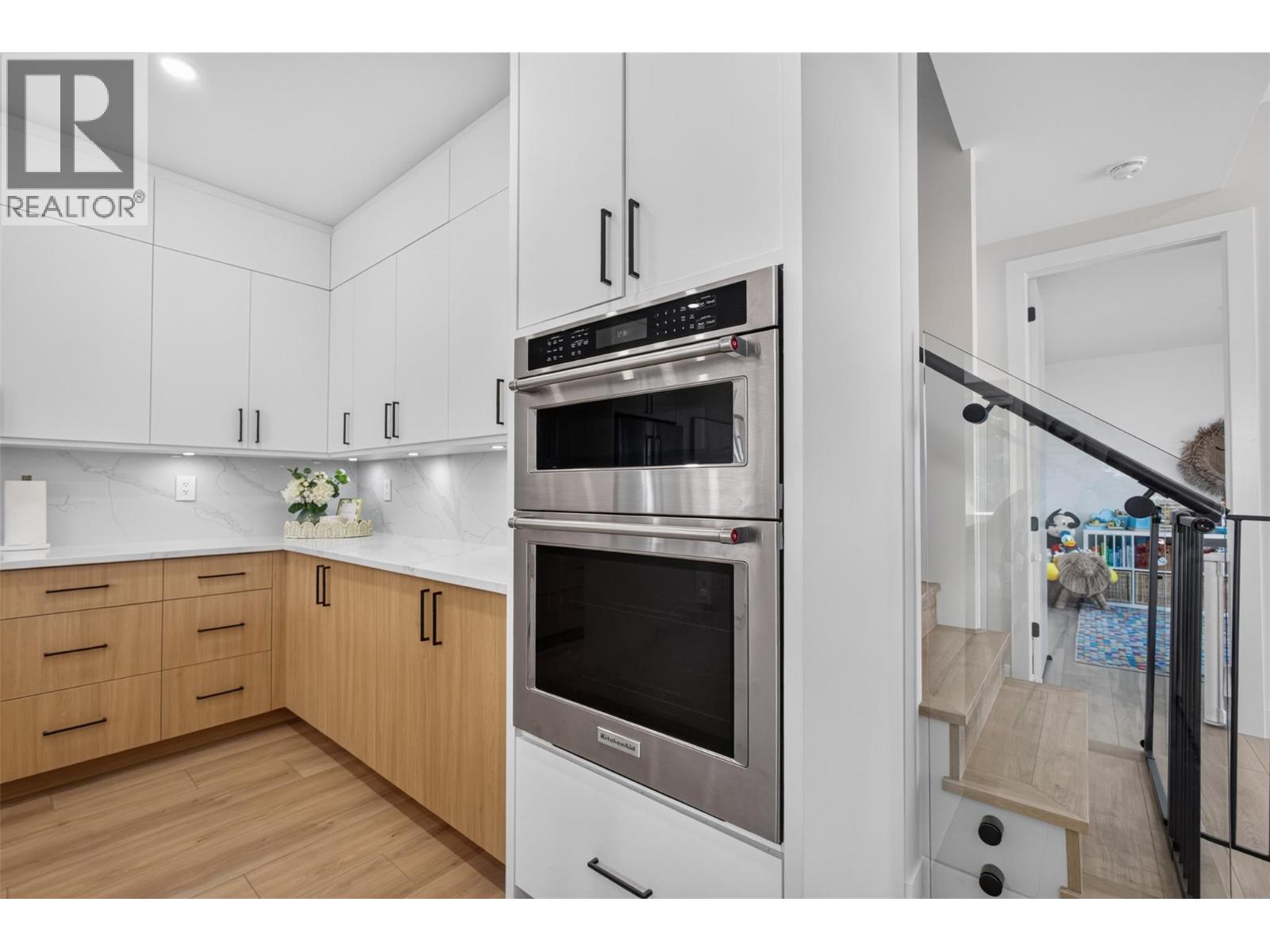 707 Raymer Road - 10