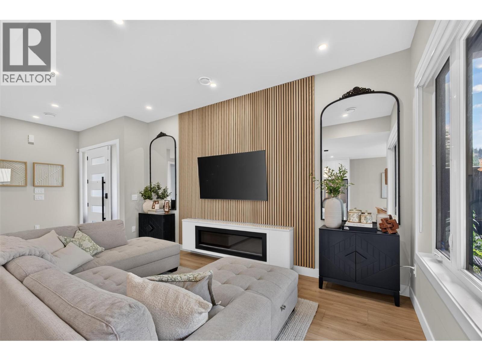 707 Raymer Road - 5