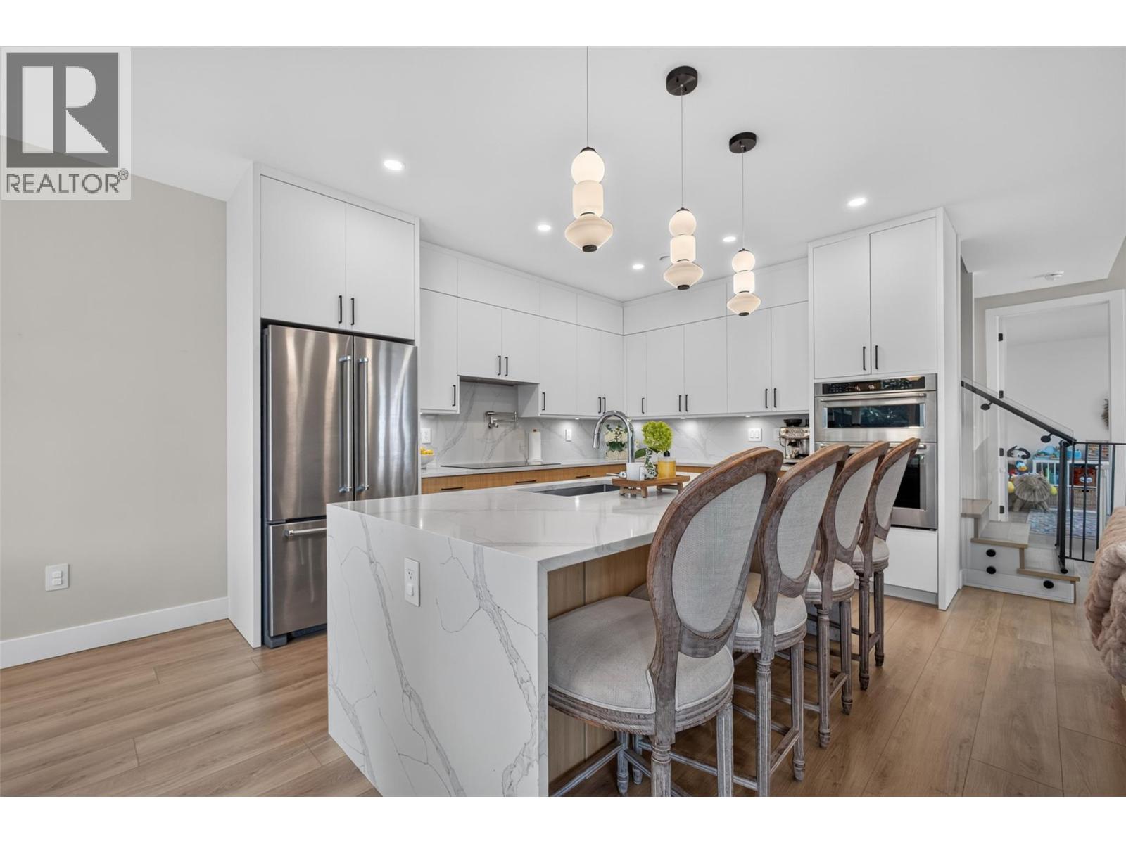 707 Raymer Road - 8