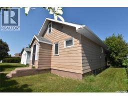 403 2nd Street W, Nipawin, SK S0E1E0 Photo 22