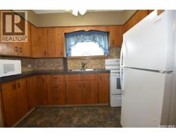 Bedroom - 403 2nd Street W, Nipawin, SK S0E1E0 Photo 6
