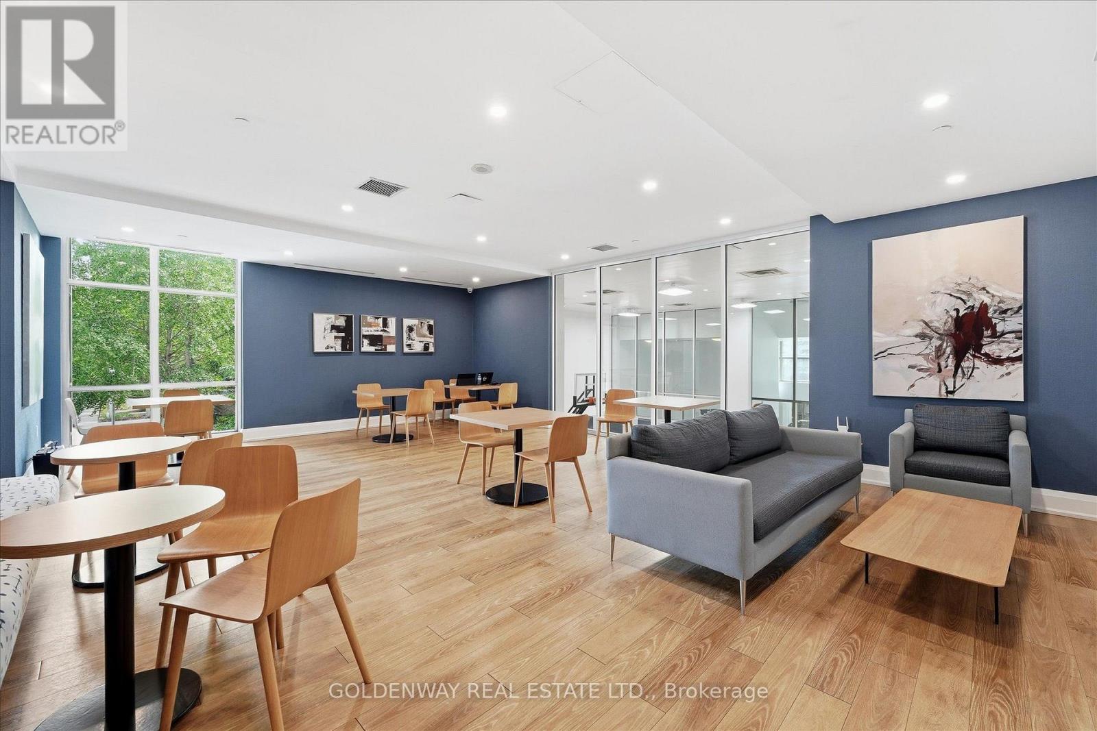 #5015 11 BRUNEL COURT - 19