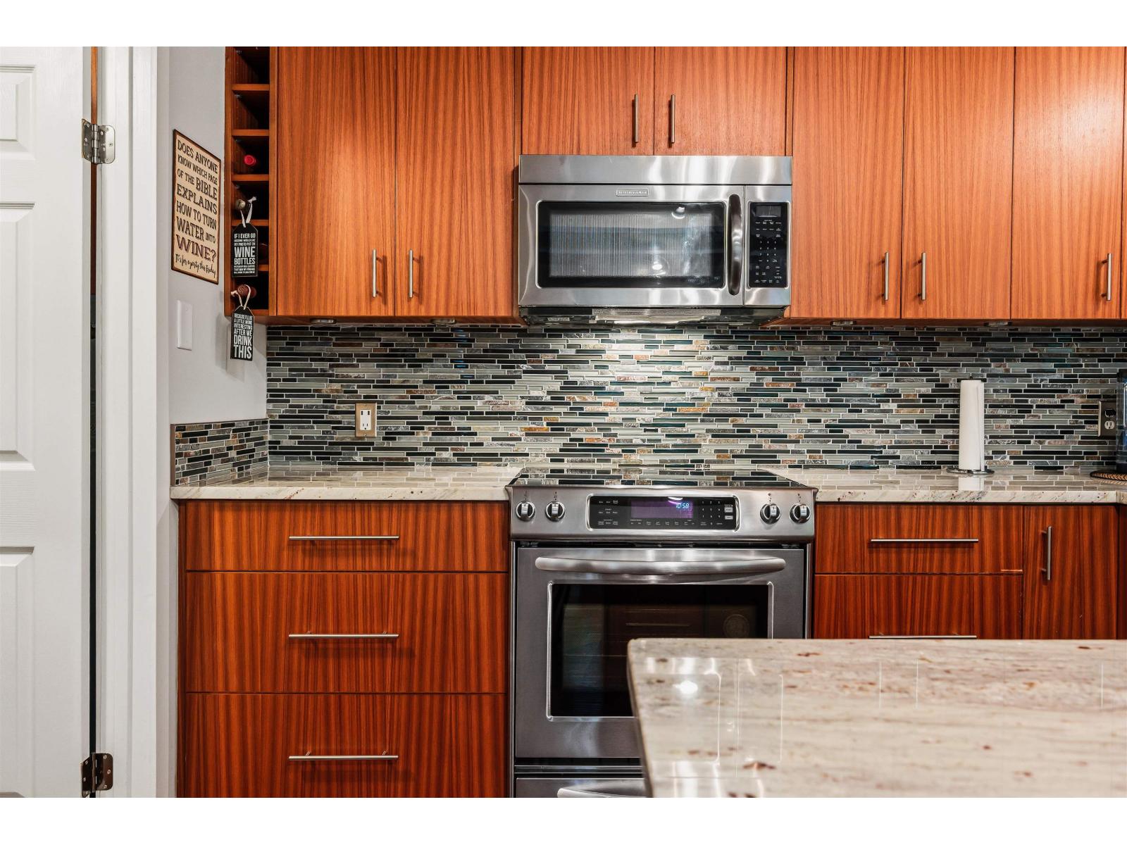 6326 ROCKWELL DRIVE, Harrison Lake, Harrison Hot Springs
