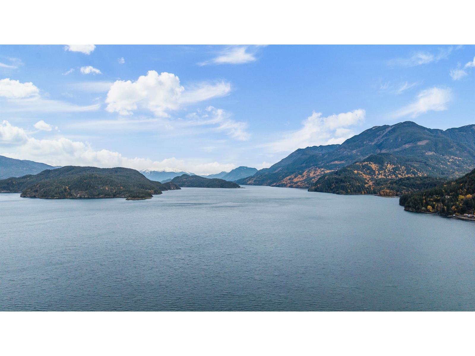 6326 ROCKWELL DRIVE, Harrison Lake, Harrison Hot Springs