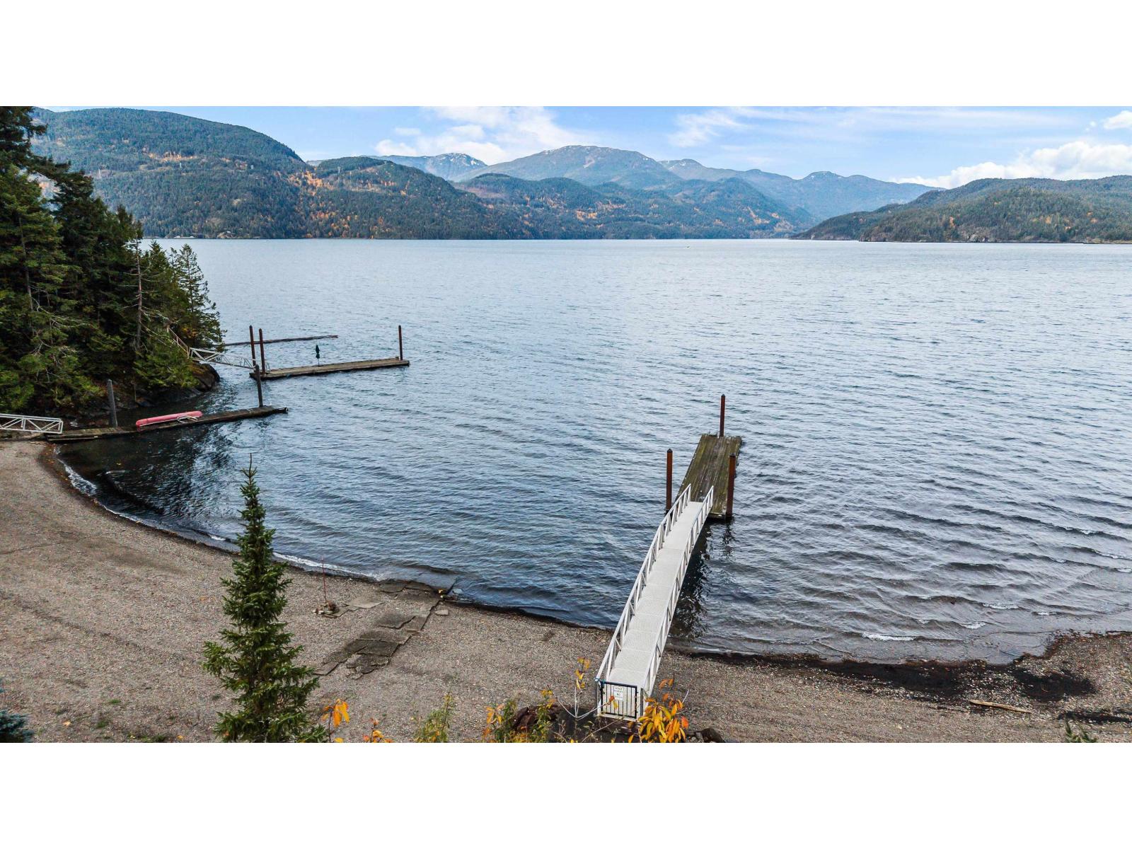 6326 ROCKWELL DRIVE, Harrison Lake, Harrison Hot Springs