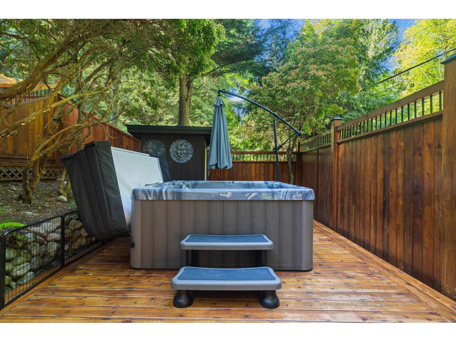 6326 ROCKWELL DRIVE, Harrison Lake, Harrison Hot Springs