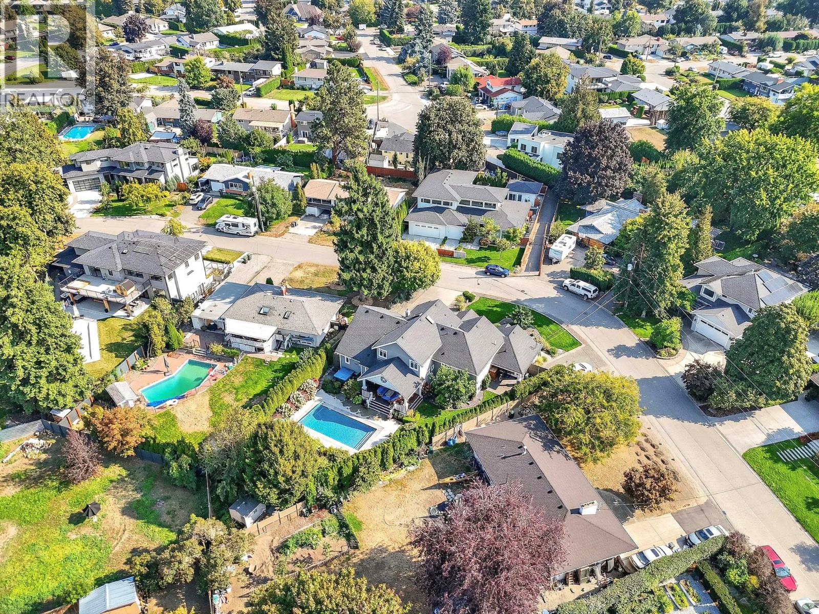 440 Hobson Crescent - 76