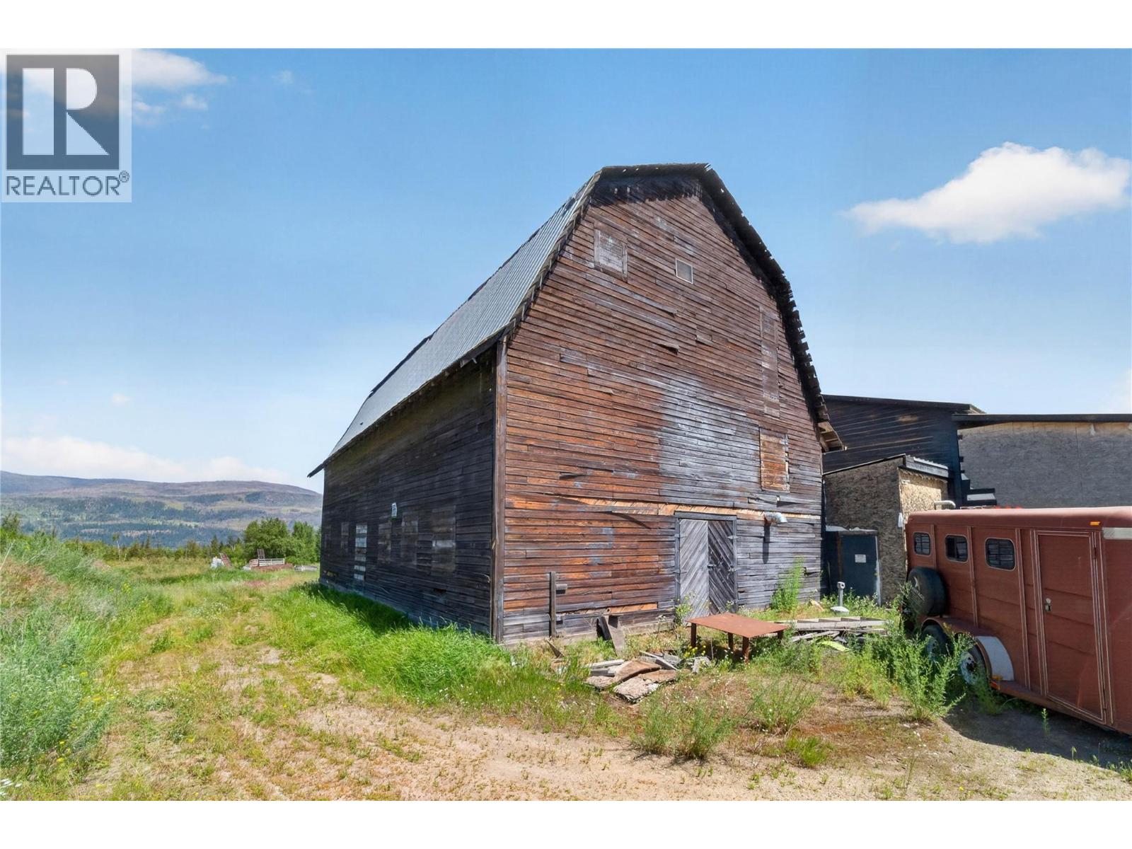 870 Dilworth Road - Image 29