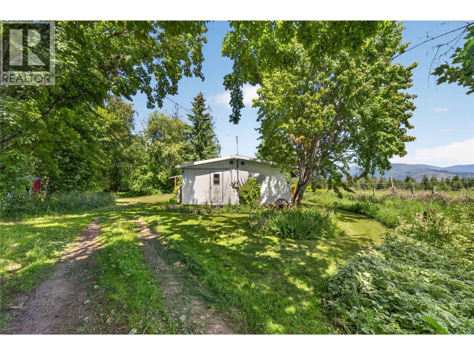 870 Dilworth Road - Image 41