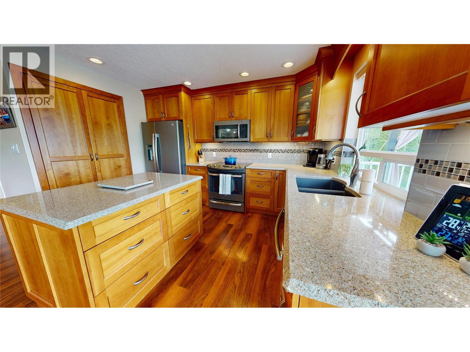 2595 Golf Course Drive - Image 14