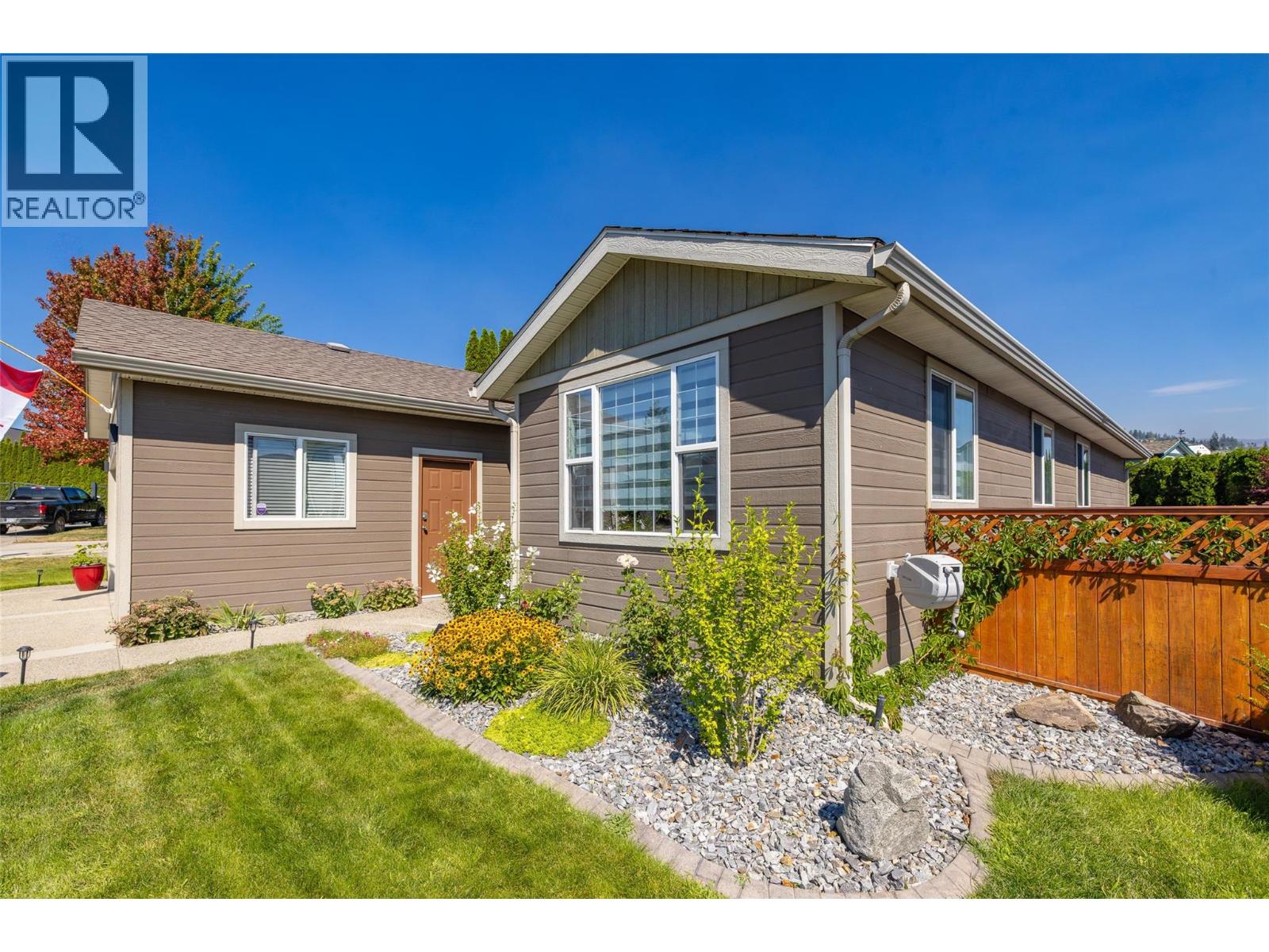 2208 Mimosa Drive - 6