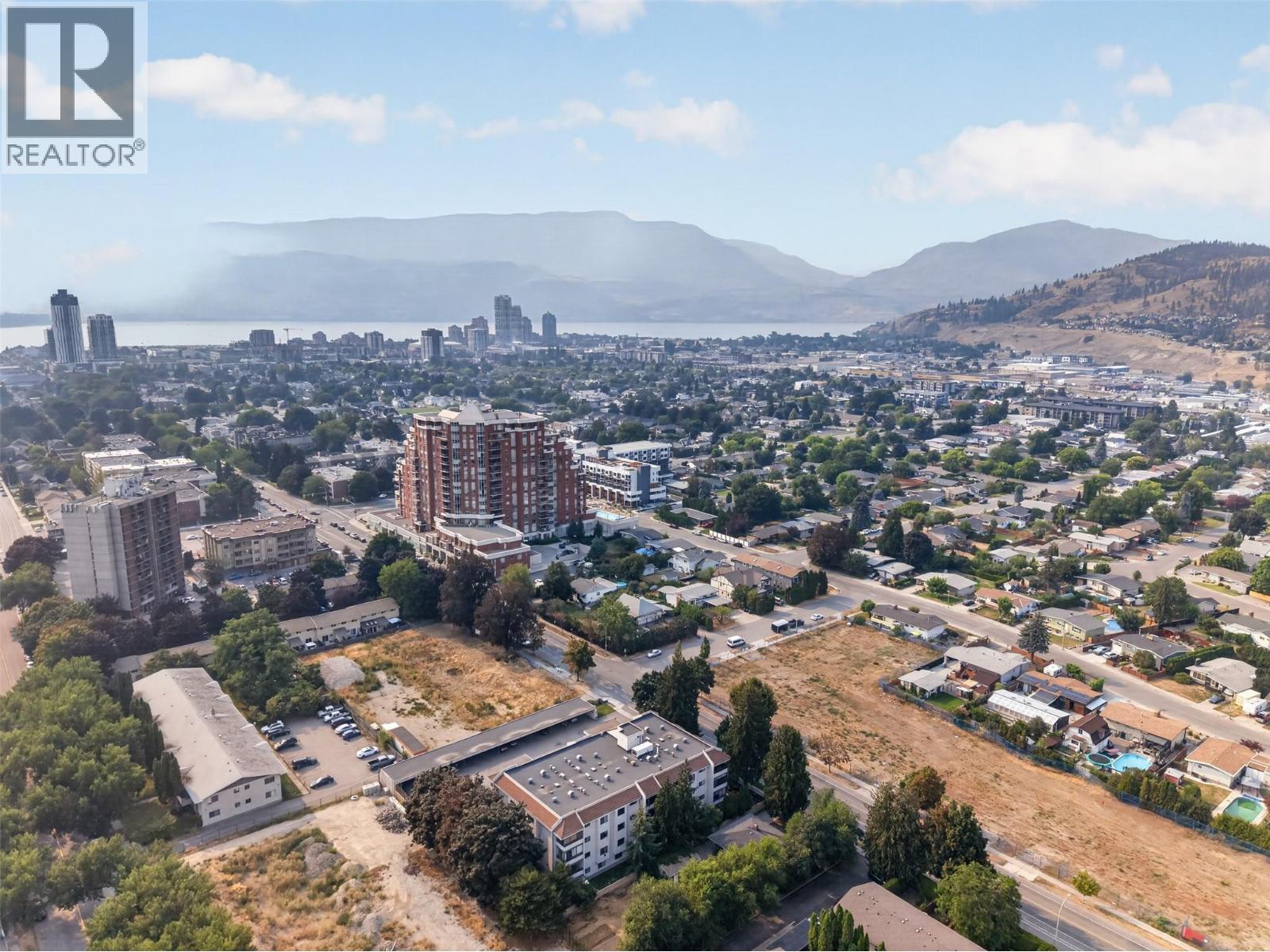 102 1229 Bernard Avenue, Kelowna