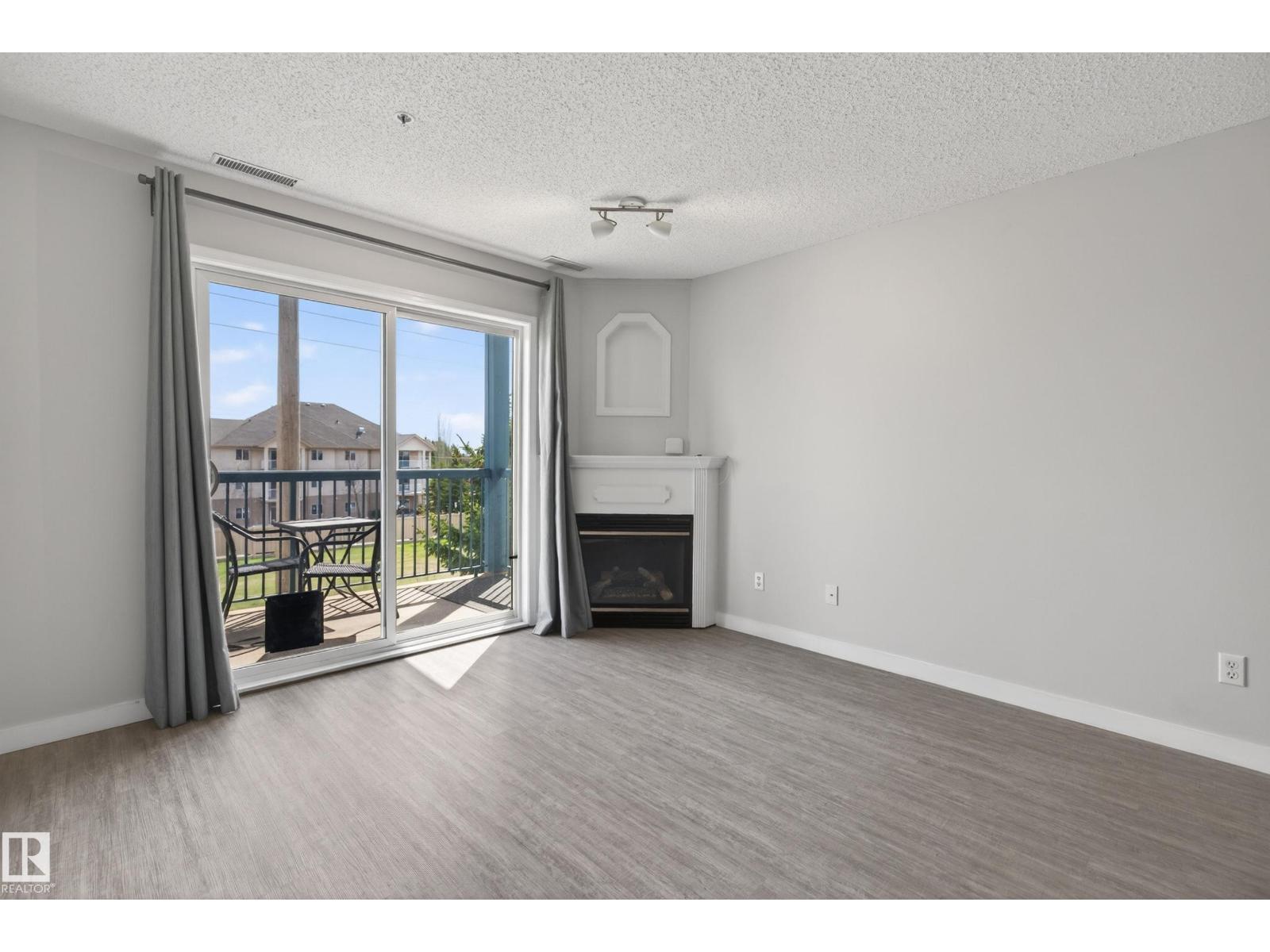 #319 16303 95 ST NW - Image 17