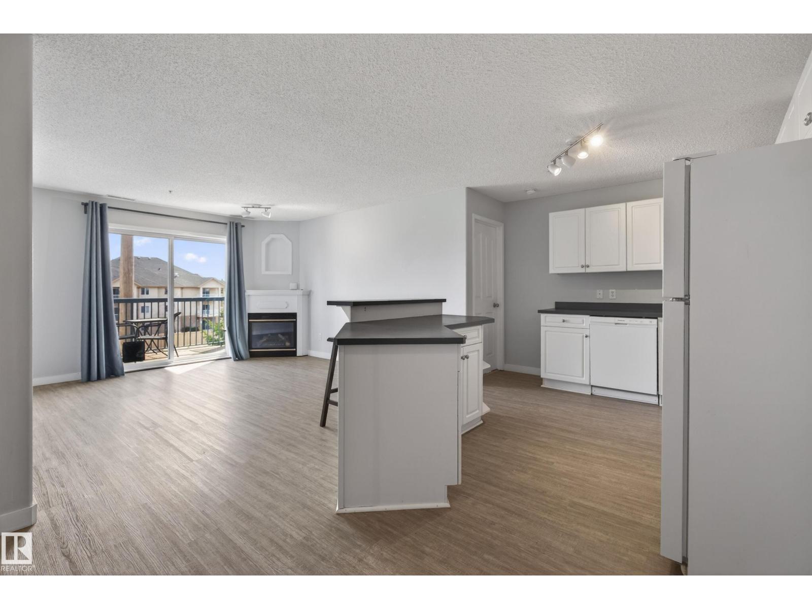 #319 16303 95 ST NW - 26