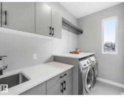 11613 72 Av Nw, Edmonton, AB T6G0B9 Photo 11