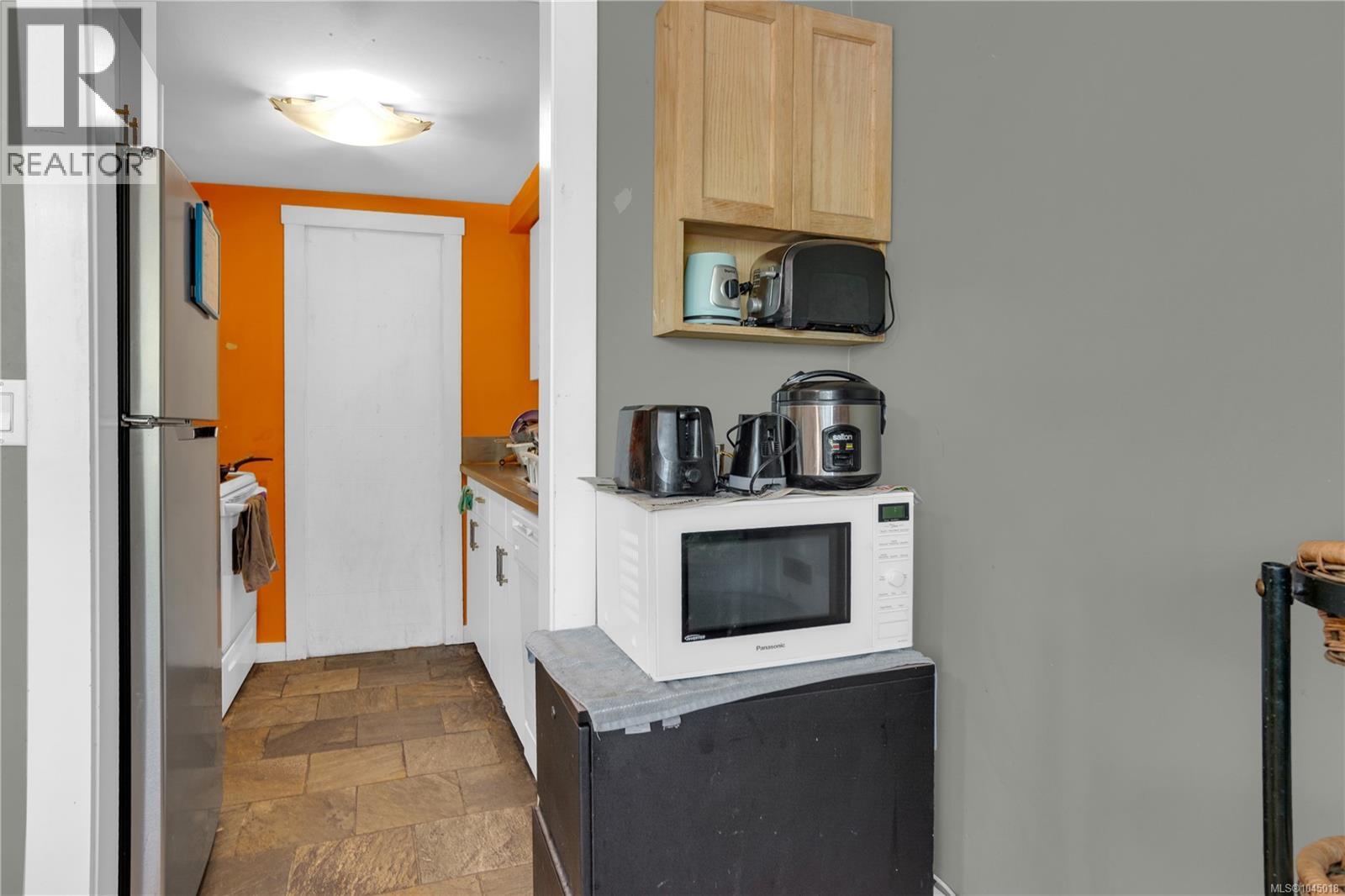 #31 285 Harewood Rd - Image 5