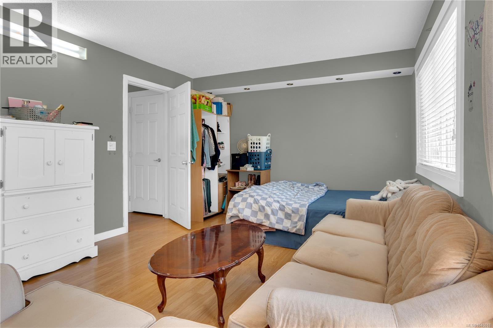 #31 285 Harewood Rd - 9