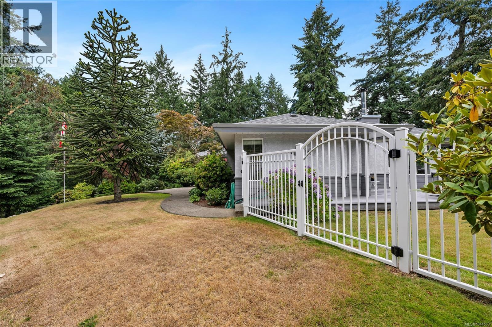 949 Pacific Pl - Image 37