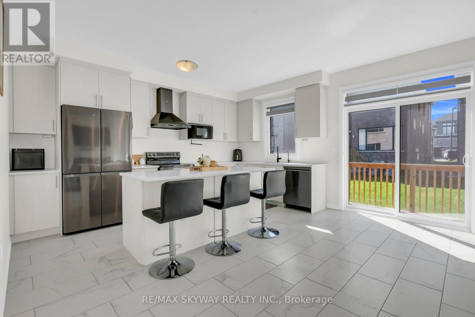 16 TYLER AVENUE - 15