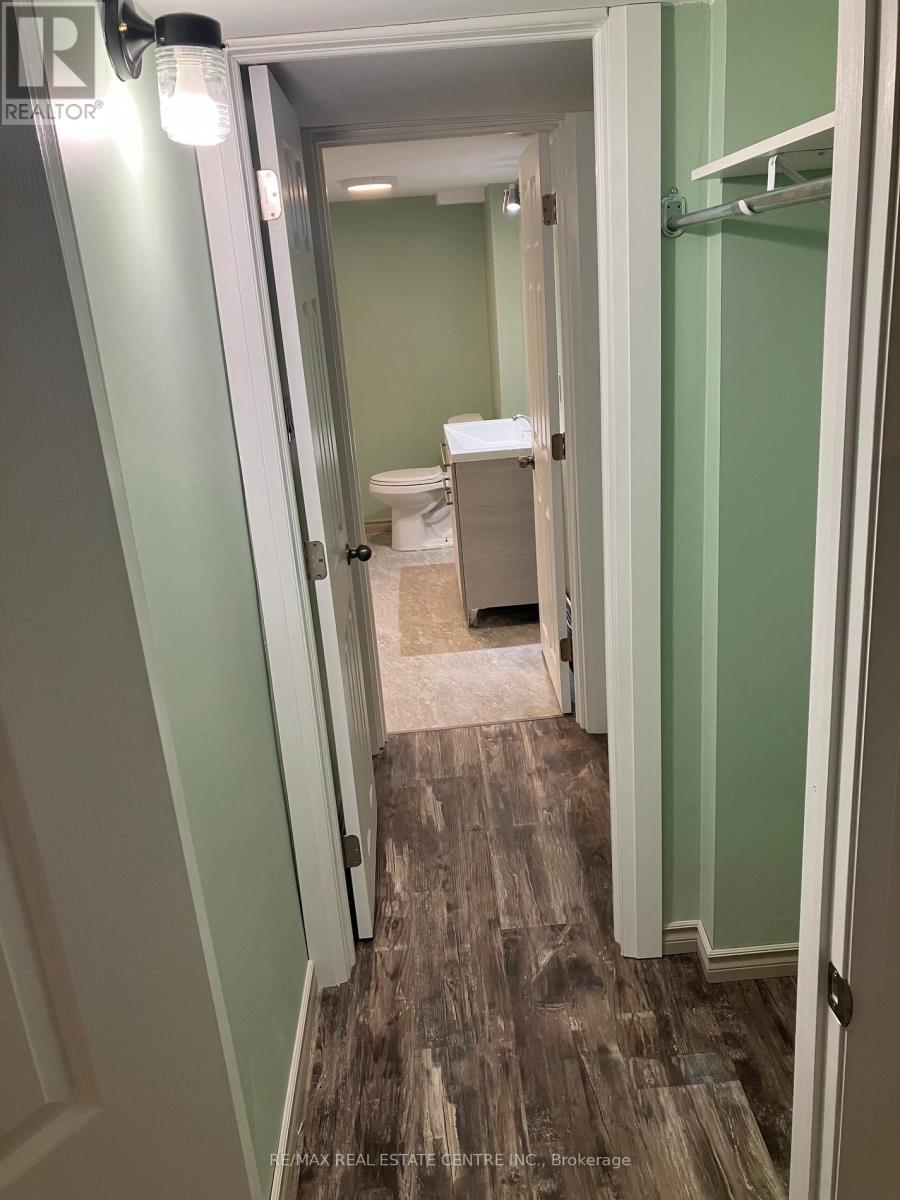221 OWEN SOUND STREET - 31