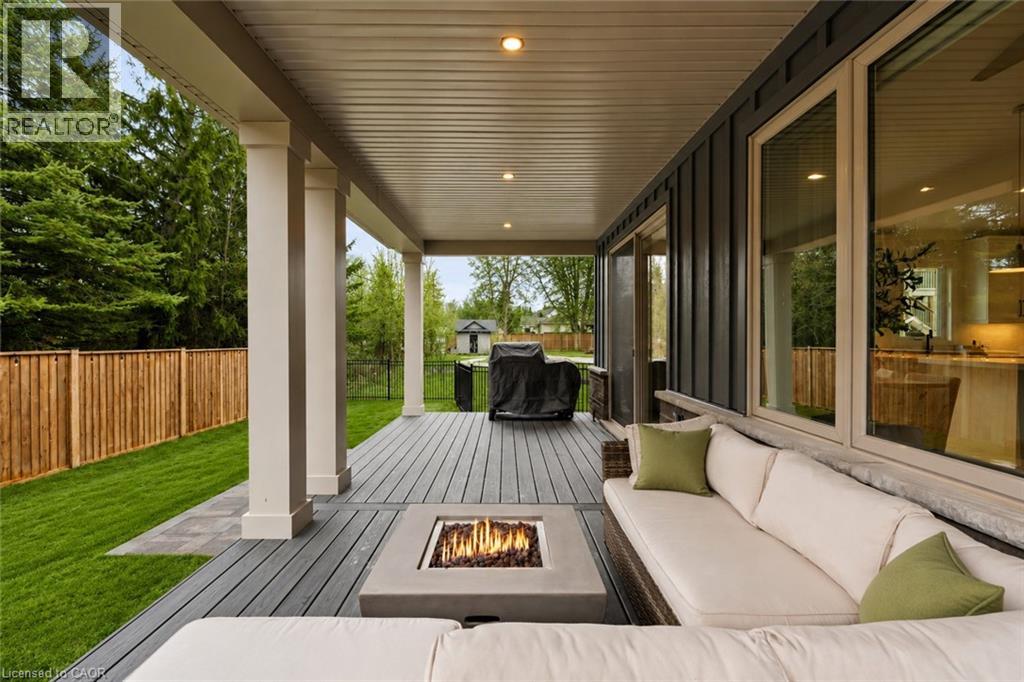 27 MAPLE LEAF Avenue S - 42