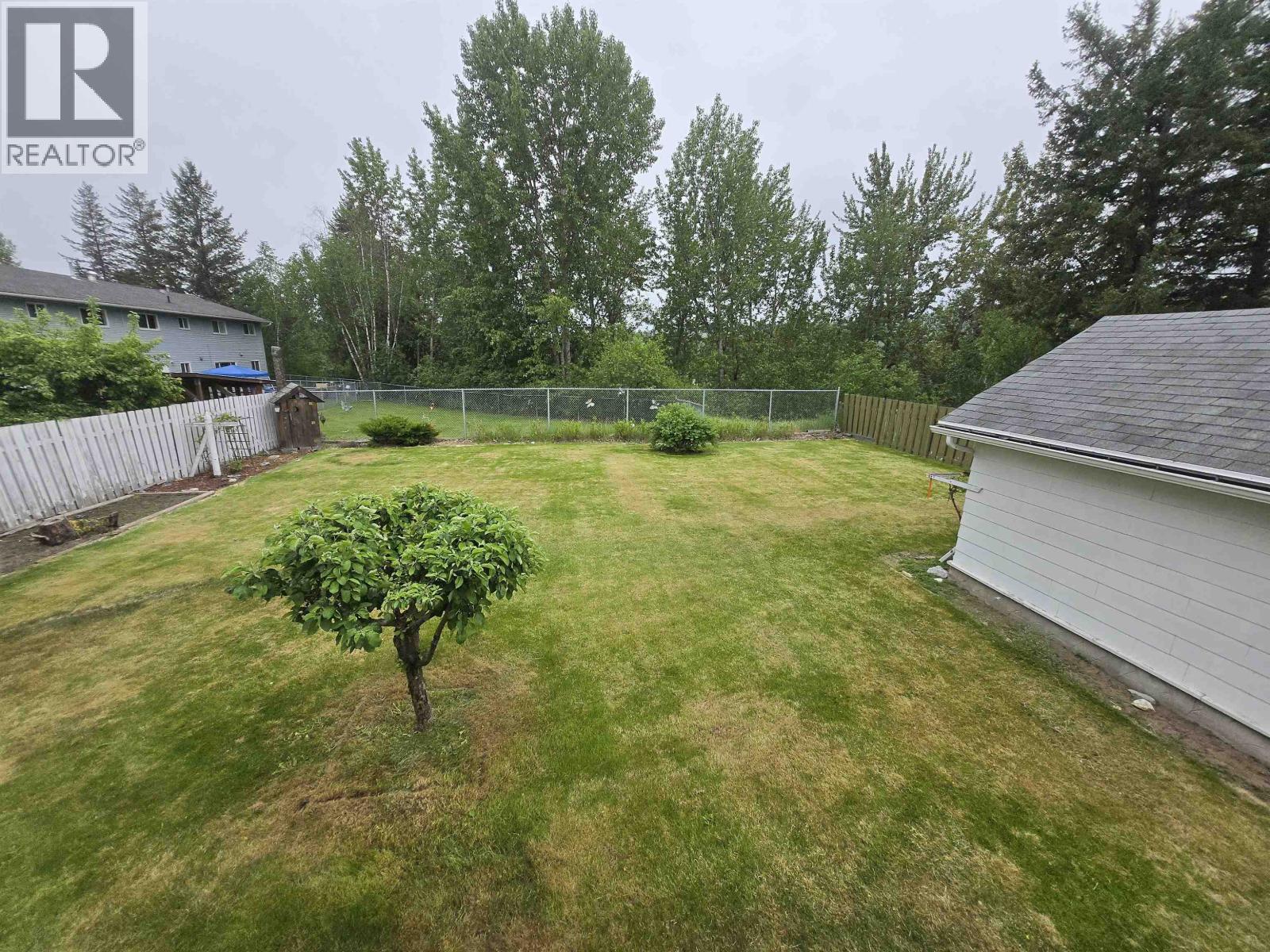 575 HARCOURT AVENUE - 32